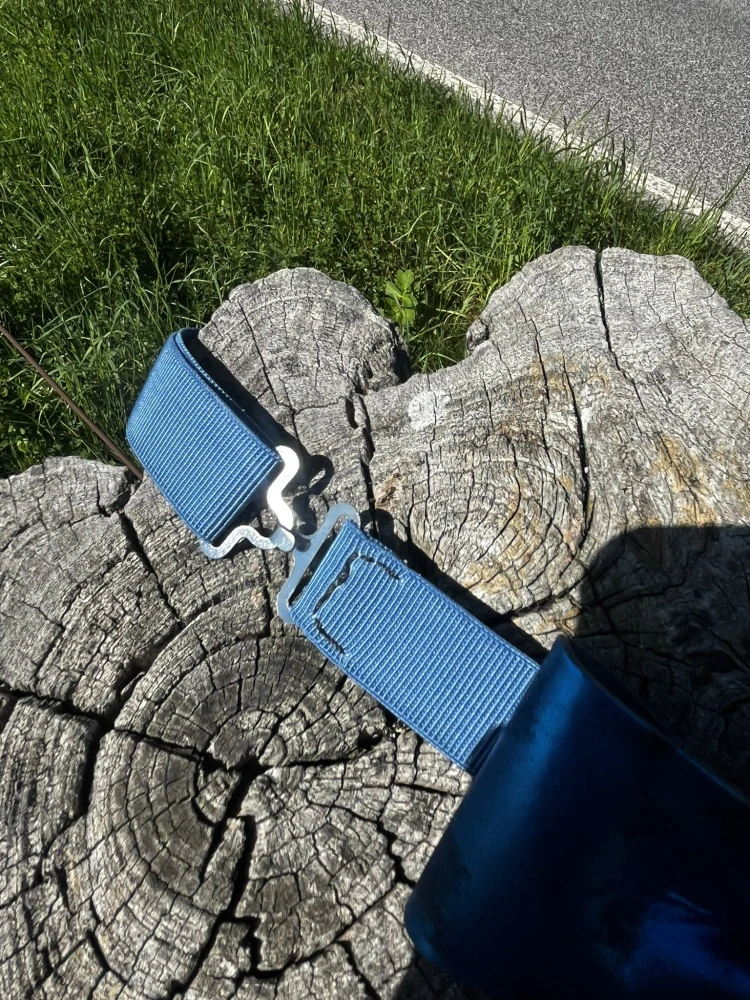 Kožený motýlek - modrý, lesklý č.3