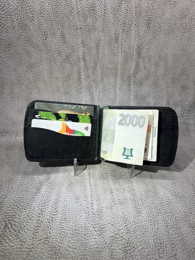 Dolarovka tmavě modrá